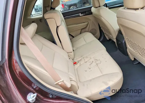 2012 Kia Sorento Base from USA, damaged, VIN 5XYKT3A66CG239216